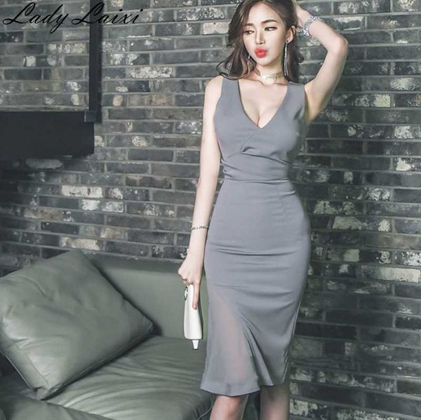 summer sleeveless deep v-neck formal party dress bodycon pencil ladies chiffon ruffles patchwork casual work 210529, Black;gray
summer sleeveless deep v-neck formal party dress bodycon pencil ladies chiffon ruffles patchwork casual work 210529, Black;gray