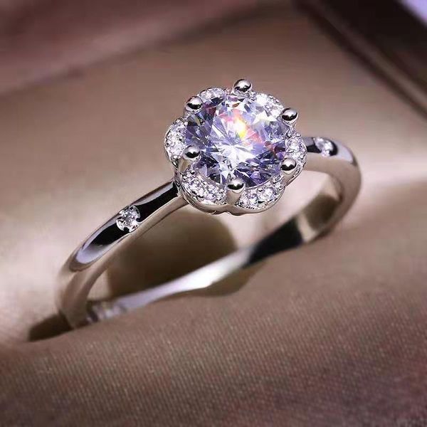 wedding rings fashion exquisite six claw crystal silver plated ring charm women zircon opening elegant bride eternal jewelry, Slivery;golden
wedding rings fashion exquisite six claw crystal silver plated ring charm women zircon opening elegant bride eternal jewelry, Slivery;golden