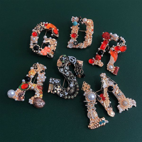factory wholesale fashion small fragrance new letter pearl rhinestone personalized brooch suit coat pin accessories hea/rtsch/rome
factory wholesale fashion small fragrance new letter pearl rhinestone personalized brooch suit coat pin accessories hea/rtsch/rome