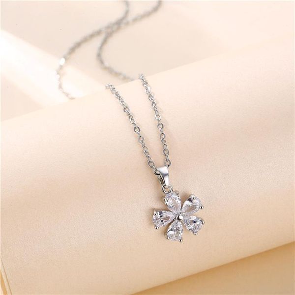 pendant necklaces female cute cz small flower necklace korean fashion white zircon for women vintage silver color chain
pendant necklaces female cute cz small flower necklace korean fashion white zircon for women vintage silver color chain