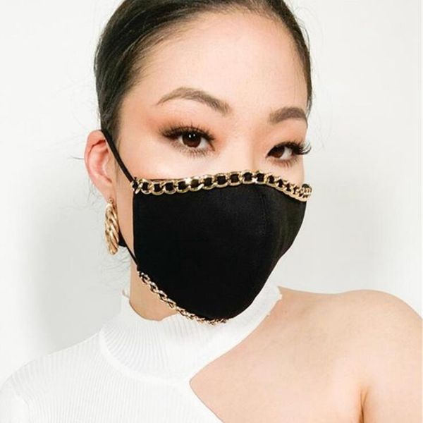 bling bling pearl face mask fashion metal chain reusable mouth cover nightclub designer masks
bling bling pearl face mask fashion metal chain reusable mouth cover nightclub designer masks