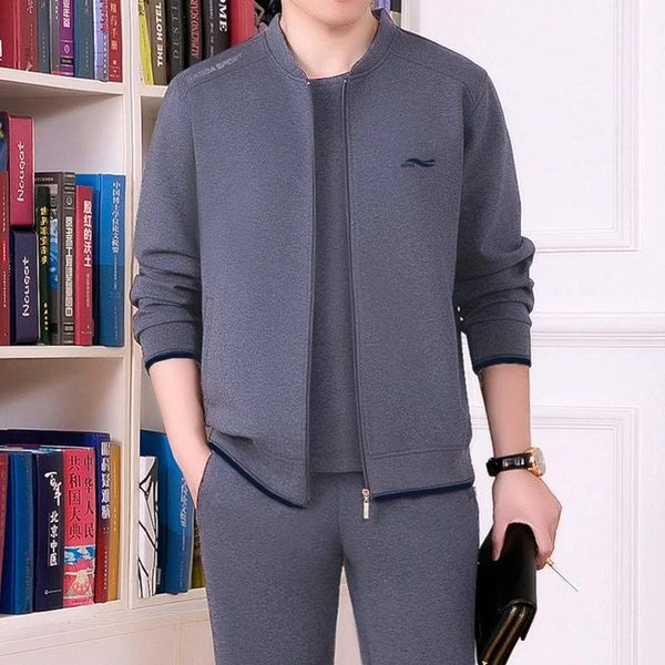 men's tracksuits middle aged and elderly sportswear autumn 2021 baseball collar coat 3-piece father's spring, Gray
men's tracksuits middle aged and elderly sportswear autumn 2021 baseball collar coat 3-piece father's spring, Gray