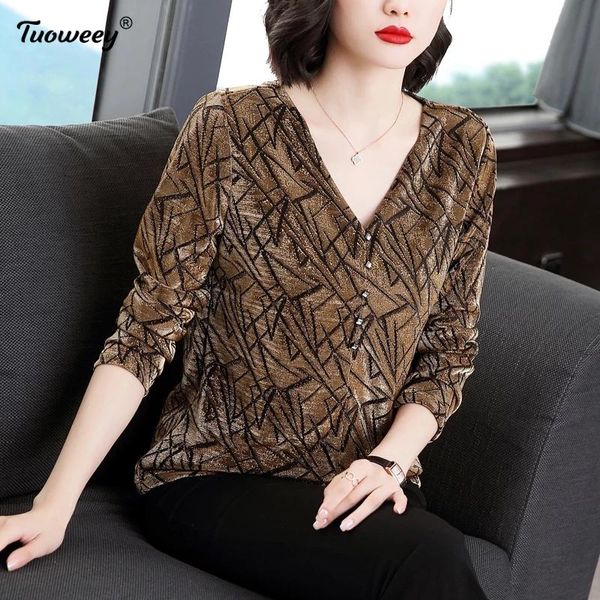 women's blouses & shirts plus size 5xl women blouse v neck loose shirt 2021 autumn long sleeve office ladies blusas femme clothing, White
women's blouses & shirts plus size 5xl women blouse v neck loose shirt 2021 autumn long sleeve office ladies blusas femme clothing, White