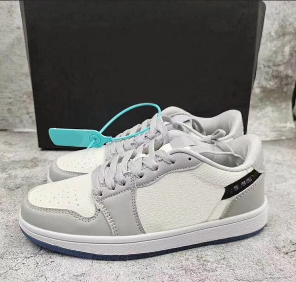 casual shoes fashion low/high men's and women's pu leather breathable outdoor men sneakers, Black
casual shoes fashion low/high men's and women's pu leather breathable outdoor men sneakers, Black