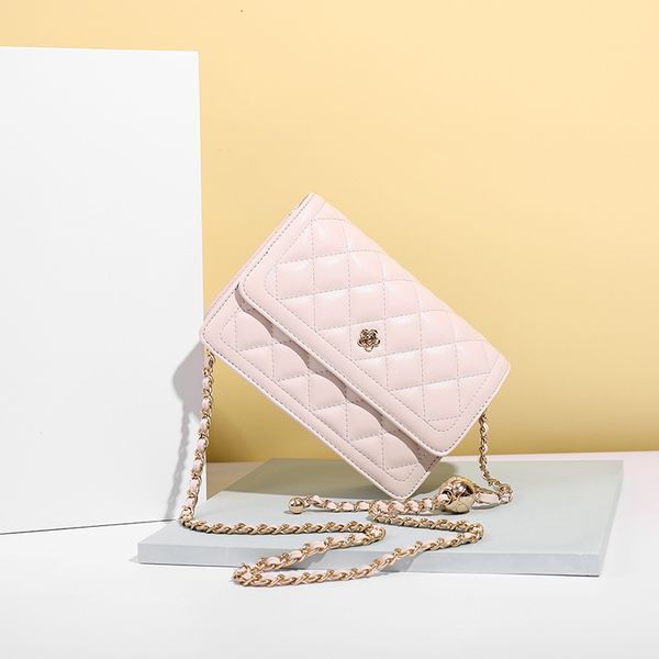 storage bags 2022 spring and summer fashion simple women's camellia small golden ball lingge chain bag single shoulder msenger bag
storage bags 2022 spring and summer fashion simple women's camellia small golden ball lingge chain bag single shoulder msenger bag