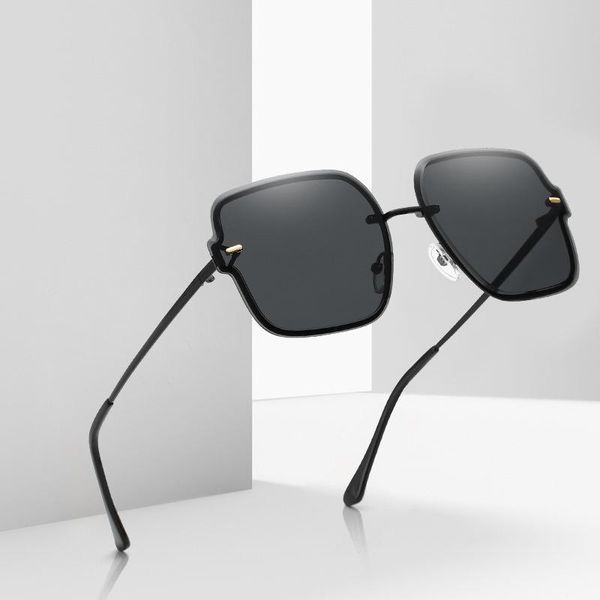 sunglasses 2021 women trend fashion metal ladies large square frame sunshade uv400 glasses, White;black
sunglasses 2021 women trend fashion metal ladies large square frame sunshade uv400 glasses, White;black