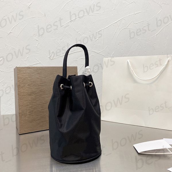 luxurys designer ladies 2021 printed bucket bag splashed ink painting handbag women fashion mother  handbags shoulder bags artwork brand stu
luxurys designer ladies 2021 printed bucket bag splashed ink painting handbag women fashion mother  handbags shoulder bags artwork brand stu