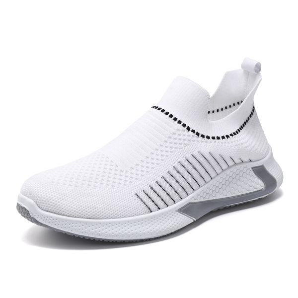2021 autumn and winter new casual running shoes black red flying shuttle breathable sneakers
2021 autumn and winter new casual running shoes black red flying shuttle breathable sneakers