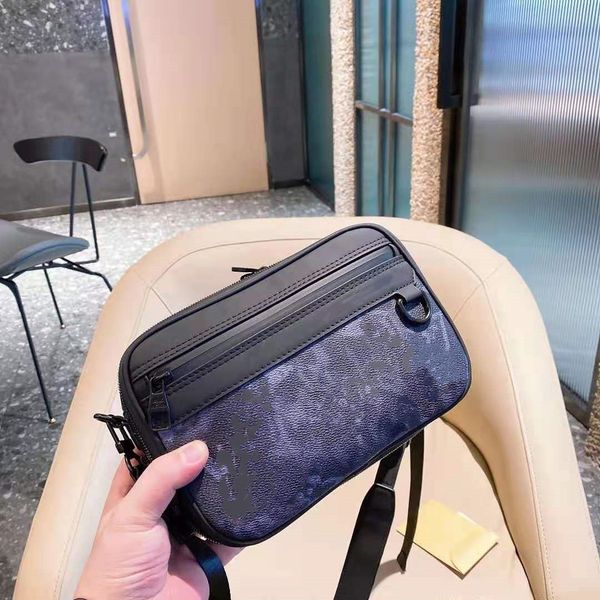 new ysiykiy designer letter graffiti shoulder bags women and men crossbody bag handbag with box
new ysiykiy designer letter graffiti shoulder bags women and men crossbody bag handbag with box