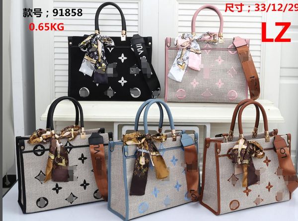 designer handbag luxury handbag women's chain shoulder bag women's shoulder bag cross-body bag
designer handbag luxury handbag women's chain shoulder bag women's shoulder bag cross-body bag