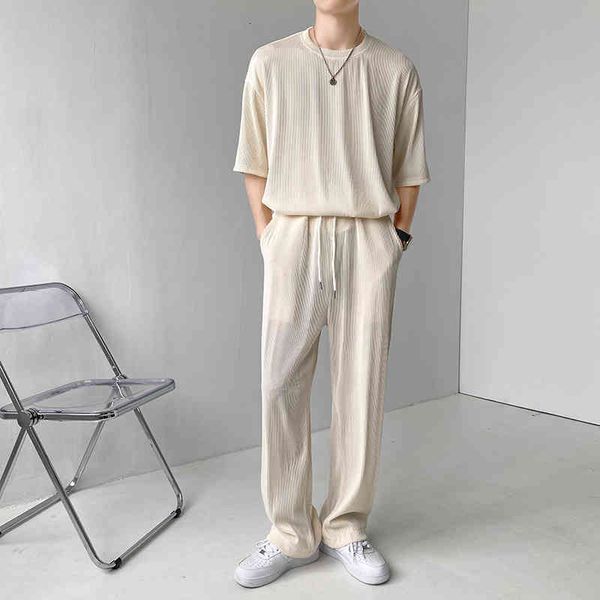 men's tracksuits summer pleated sets fashion solid color casual t-shirt pants mens korean loose short ice silk a0oh, Gray
men's tracksuits summer pleated sets fashion solid color casual t-shirt pants mens korean loose short ice silk a0oh, Gray