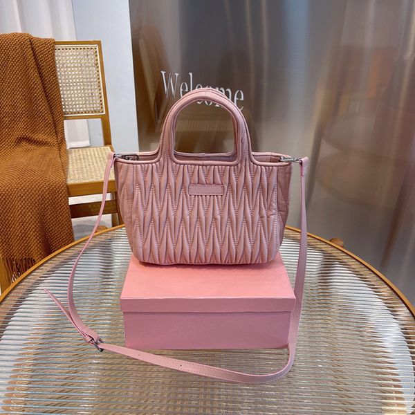 designer shoulder bags handbag totes ladies handbags tote crossbody bag genuine leather luxury different styles evening party with the origi
designer shoulder bags handbag totes ladies handbags tote crossbody bag genuine leather luxury different styles evening party with the origi