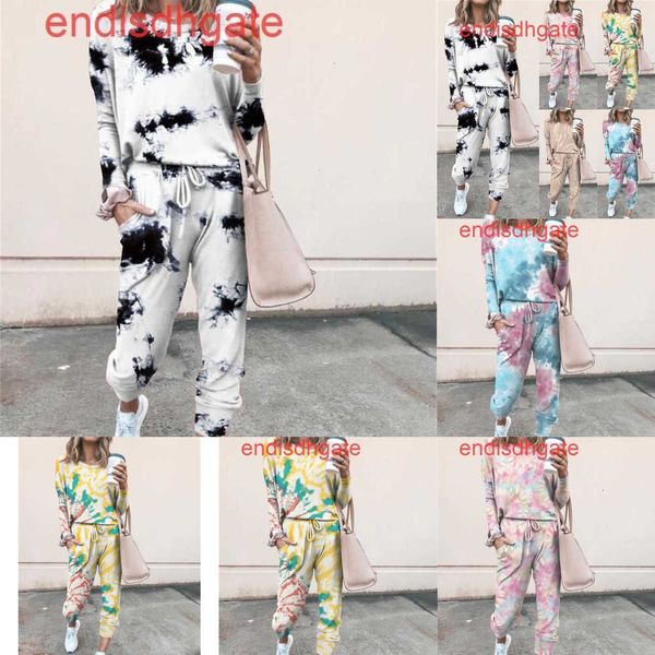 factoryex8cautumn and winter printed leisure home 2020 wear long sleeve women's suit, Black;white
factoryex8cautumn and winter printed leisure home 2020 wear long sleeve women's suit, Black;white