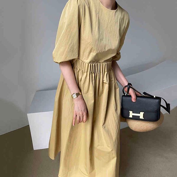 casual dresses korean version of the french elegant round neck loose pressure pleating design high waist bubble sleeve large swing, Black;gray
casual dresses korean version of the french elegant round neck loose pressure pleating design high waist bubble sleeve large swing, Black;gray