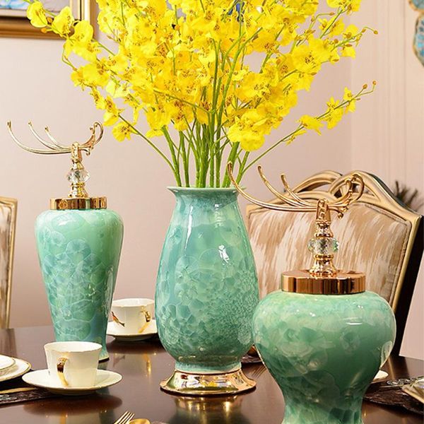 the new chinese style living room furnishes the ceramic furnishing piece household soft decoration handicraft vase
the new chinese style living room furnishes the ceramic furnishing piece household soft decoration handicraft vase