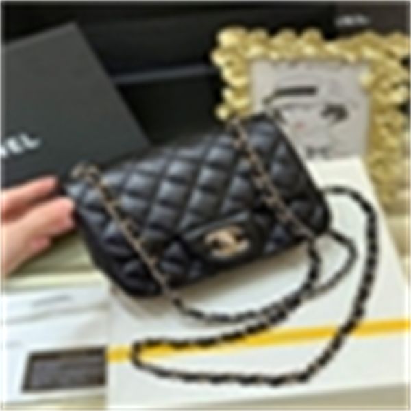 a01115 original cf square fat one shoulder messenger bag silver women handbags iconic bags handles shoulder bags totes cross body bag
a01115 original cf square fat one shoulder messenger bag silver women handbags iconic bags handles shoulder bags totes cross body bag