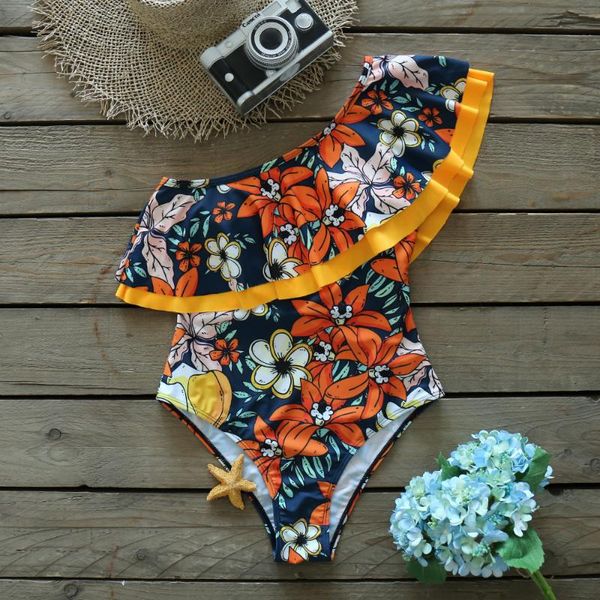 2021 new one piece swimsuit women swimwear push up monokini padded swim suit bandage bodysuit bathing suit beachwear
2021 new one piece swimsuit women swimwear push up monokini padded swim suit bandage bodysuit bathing suit beachwear