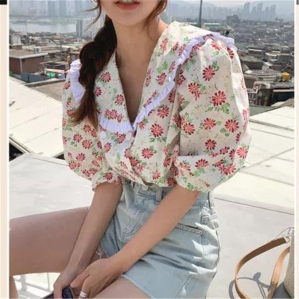 women's blouses & shirts printed summer shirt retro double-breasted lotus leaf lapel floral puff sleeve chic, White
women's blouses & shirts printed summer shirt retro double-breasted lotus leaf lapel floral puff sleeve chic, White