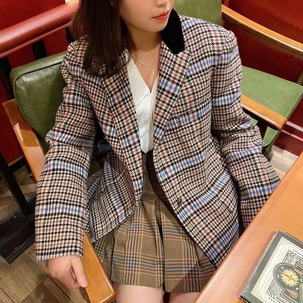 women's suits & blazers elegant french brand patchwork contrast color v-neck long-sleeved wool office ladies coat, White;black
women's suits & blazers elegant french brand patchwork contrast color v-neck long-sleeved wool office ladies coat, White;black