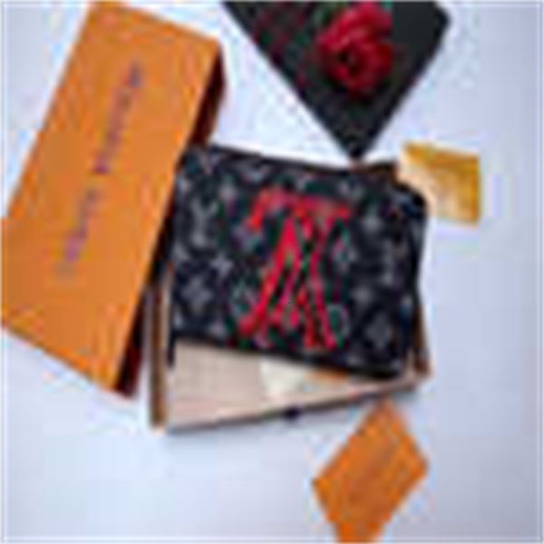 card brand designer luxury m62931 clutches style single pull wallet key men leather long wallet chain evening wallets compact purse, Black;red
card brand designer luxury m62931 clutches style single pull wallet key men leather long wallet chain evening wallets compact purse, Black;red