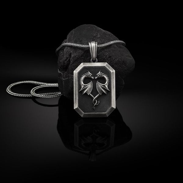 dragon designer necklace nordic double love men's tag fall winter versatile sweater chain new 2021 womens mens luxury, Silver
dragon designer necklace nordic double love men's tag fall winter versatile sweater chain new 2021 womens mens luxury, Silver