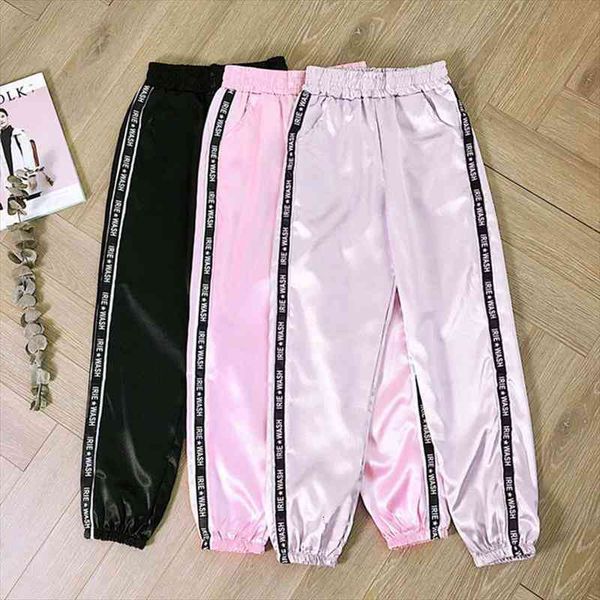 summer big pocket satin womens pants highlight glossy sport ribbon trousers bf harajuku joggers sports, Black;white
summer big pocket satin womens pants highlight glossy sport ribbon trousers bf harajuku joggers sports, Black;white