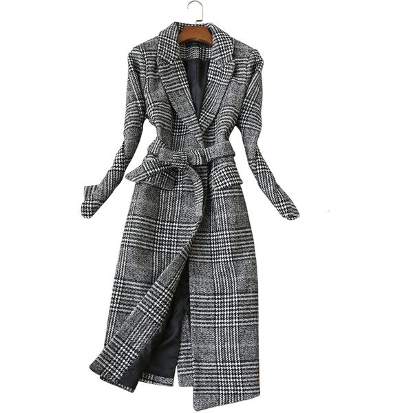 autumn and winter new korean version of ladies thin tempers in the section wool woman's plaid coat raz9, Black
autumn and winter new korean version of ladies thin tempers in the section wool woman's plaid coat raz9, Black