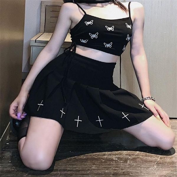 skirts women goth black punk high streetwear female mini pleated skirt cross print short college preppy style lady bottoms
skirts women goth black punk high streetwear female mini pleated skirt cross print short college preppy style lady bottoms