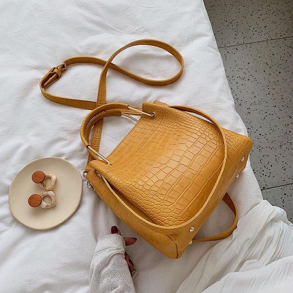 shoulder bags crocodile pattern women's handbags personality retro fashion bucket tide one-shoulder diagonal bag
shoulder bags crocodile pattern women's handbags personality retro fashion bucket tide one-shoulder diagonal bag
