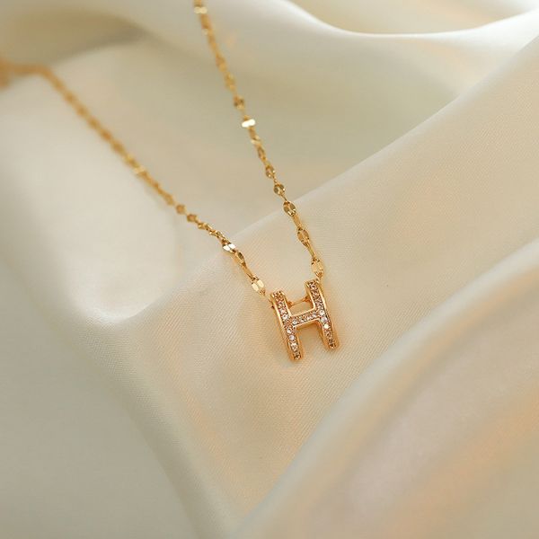 design jewelry new korean titanium steel diamond inlaid necklace, fashion i-shaped mesh clavicle chain, fashion, personality 100 lap neck ch, Golden;silver
design jewelry new korean titanium steel diamond inlaid necklace, fashion i-shaped mesh clavicle chain, fashion, personality 100 lap neck ch, Golden;silver