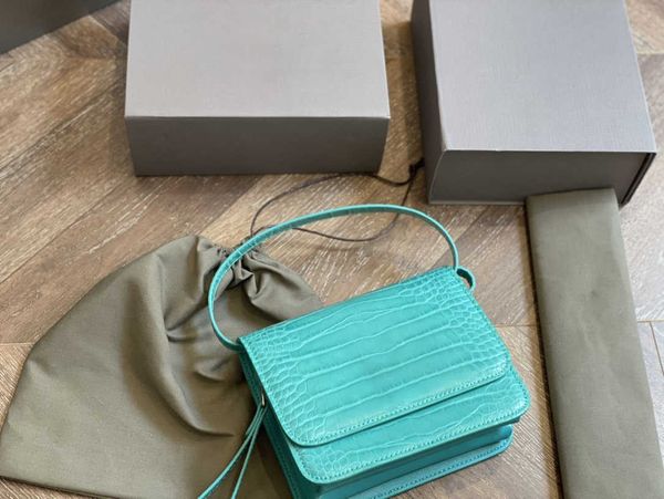 hanghhangbag women s mini luxurys designers bags 2021 designer womens handbags purses crossbody bag wallet handbag louisbags_18 ba fami 1p24
hanghhangbag women s mini luxurys designers bags 2021 designer womens handbags purses crossbody bag wallet handbag louisbags_18 ba fami 1p24