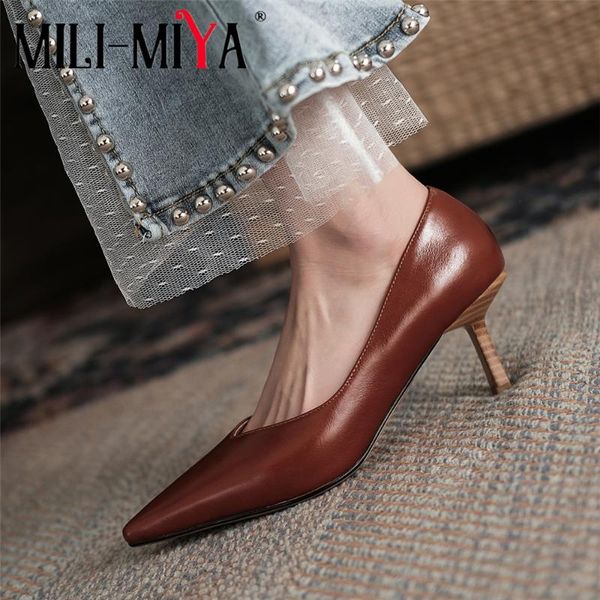 dress shoes mili-miya fashion pointed toe women genuine leather pumps slip on solid color thin heels party size 34-40 handmade, Black
dress shoes mili-miya fashion pointed toe women genuine leather pumps slip on solid color thin heels party size 34-40 handmade, Black