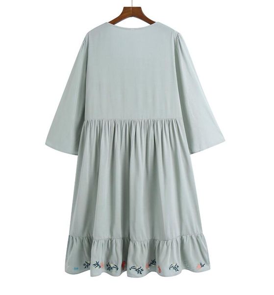 2021 boho square collar gray floral embroidery women dress holiday flare sleeve spliced pleated ruched loose midi dresses beach, Red
2021 boho square collar gray floral embroidery women dress holiday flare sleeve spliced pleated ruched loose midi dresses beach, Red