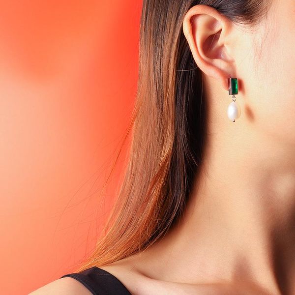 stud yaonuan baroque style freshwater pearl gold plated earrings for women green/black square zircon titanium steel fashion jewelry, Golden;silver
stud yaonuan baroque style freshwater pearl gold plated earrings for women green/black square zircon titanium steel fashion jewelry, Golden;silver