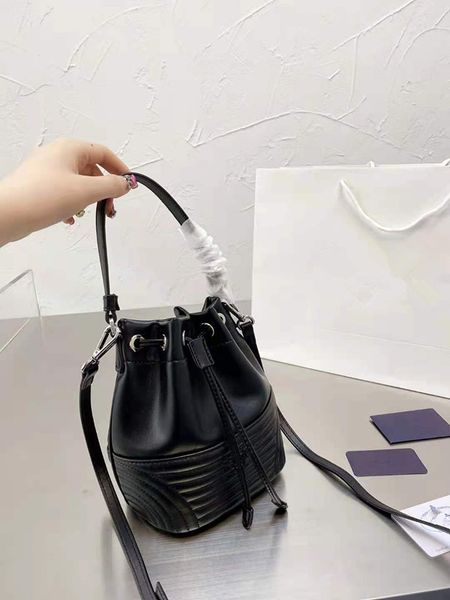 fashion shoulder bag designer handbags women handbag bucket bags lady clutch purses casual purse female shopping packs 3colors
fashion shoulder bag designer handbags women handbag bucket bags lady clutch purses casual purse female shopping packs 3colors