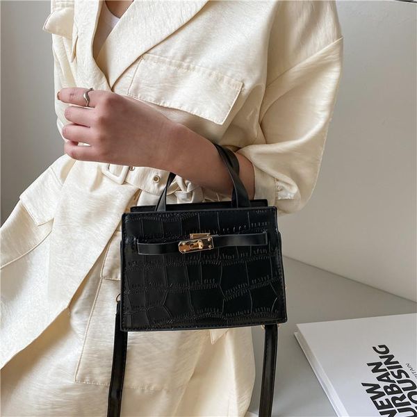 evening bags 2021 spring one-shoulder messenger female bag fashion trend stone pattern chain simple solid color handbag purse
evening bags 2021 spring one-shoulder messenger female bag fashion trend stone pattern chain simple solid color handbag purse
