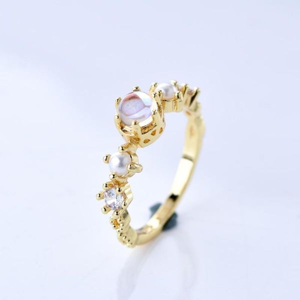 wedding rings cute female small crystal round moonstone ring gold engagement delicate party for women, Slivery;golden
wedding rings cute female small crystal round moonstone ring gold engagement delicate party for women, Slivery;golden