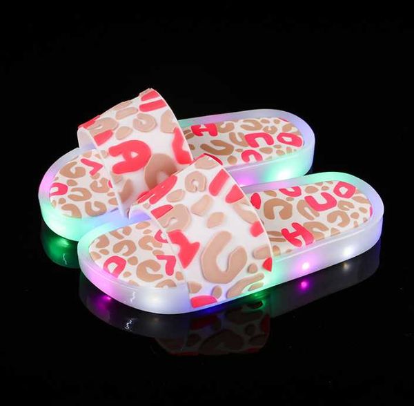 slipper 2021 footwear luminous jelly summer children' led girls slippers pvc non-slip beach sandals kids letters white, Black;grey
slipper 2021 footwear luminous jelly summer children' led girls slippers pvc non-slip beach sandals kids letters white, Black;grey