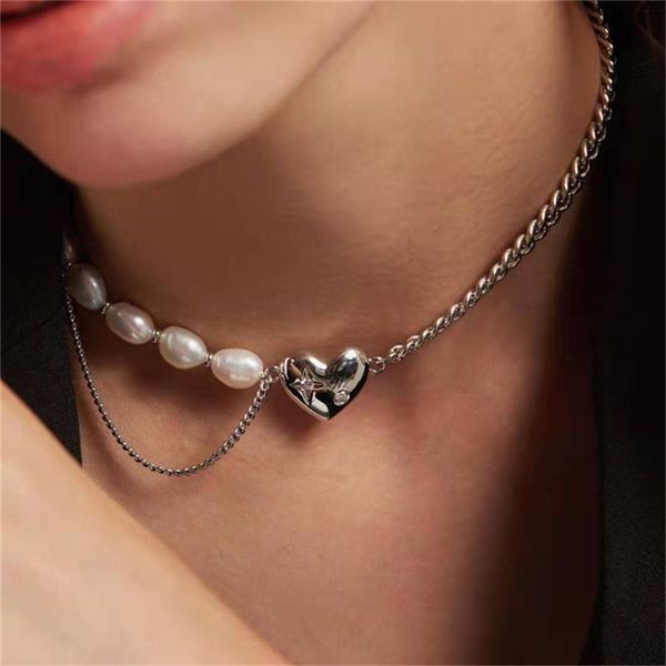 japan personality fluorescent ball metal chain heart stitching necklace punk hip hop choker clavicle chain for women jewelry, Golden;silver
japan personality fluorescent ball metal chain heart stitching necklace punk hip hop choker clavicle chain for women jewelry, Golden;silver