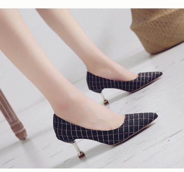 dress shoes spring explosion 2021 models women's heeled pointed plaid stiletto heel comfortable minimalist office u22-81, Black
dress shoes spring explosion 2021 models women's heeled pointed plaid stiletto heel comfortable minimalist office u22-81, Black
