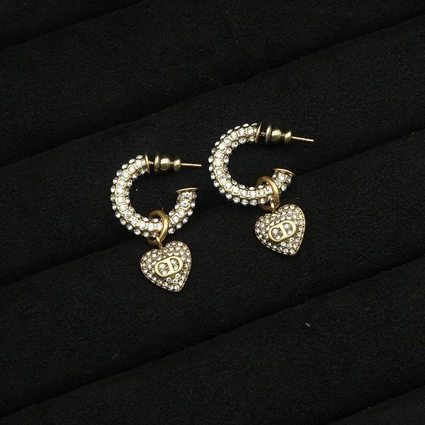 full diamond earrings cd love hook female star same jewelry, Golden
full diamond earrings cd love hook female star same jewelry, Golden