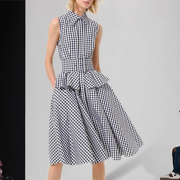 casual dresses runway retro check print ruffle sleeveless belt elegant temperament slim dress spring and summer women's clothin, Black;gray
casual dresses runway retro check print ruffle sleeveless belt elegant temperament slim dress spring and summer women's clothin, Black;gray