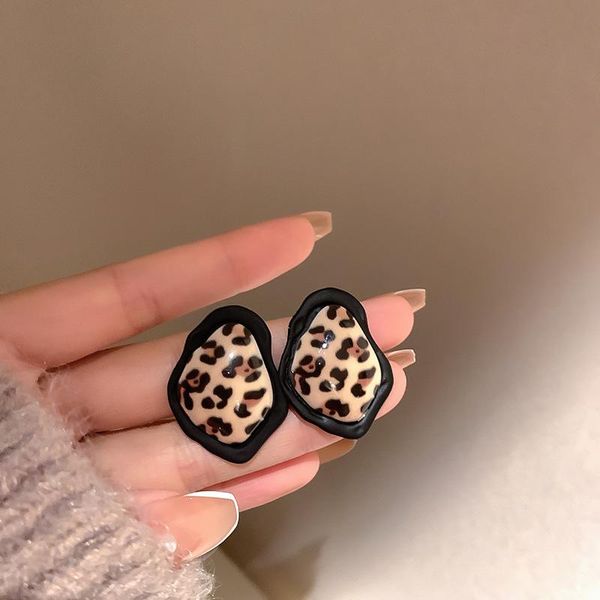 stud arrival japan korean geometric irregular leopard print earrings for women fashion jewelry pendientes 11.11, Golden;silver
stud arrival japan korean geometric irregular leopard print earrings for women fashion jewelry pendientes 11.11, Golden;silver