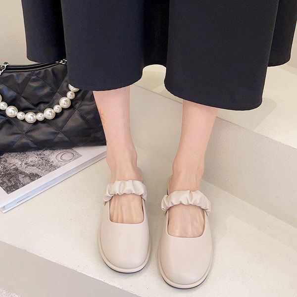 slippers cover toe low shoes woman 2021 casual loafers pantofle luxury flat summer rome square heel slides basic pu rubber, Black
slippers cover toe low shoes woman 2021 casual loafers pantofle luxury flat summer rome square heel slides basic pu rubber, Black