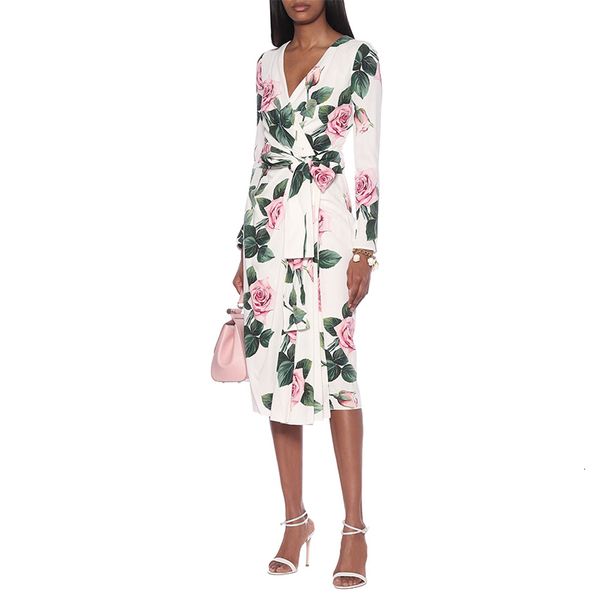2021 new european runway women autumn vintage v-neck long sleeve floral printed midi woman il8s, Black;gray
2021 new european runway women autumn vintage v-neck long sleeve floral printed midi woman il8s, Black;gray