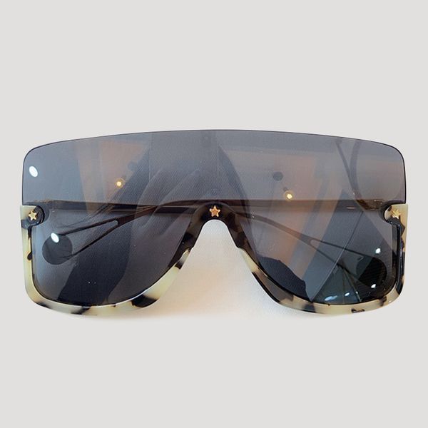 luxury- 2021 new fashion ladies sunglasses women half frame square sun glasses men oculos de sol 0540, White;black
luxury- 2021 new fashion ladies sunglasses women half frame square sun glasses men oculos de sol 0540, White;black