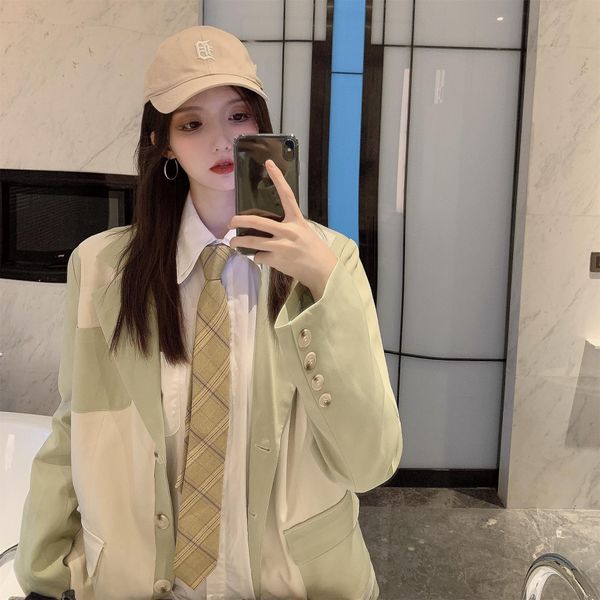2021 spring autumn long-sleeved ladies office coats sweet loose jacket korean college style stitching design jacket 16w51, Black;brown
2021 spring autumn long-sleeved ladies office coats sweet loose jacket korean college style stitching design jacket 16w51, Black;brown