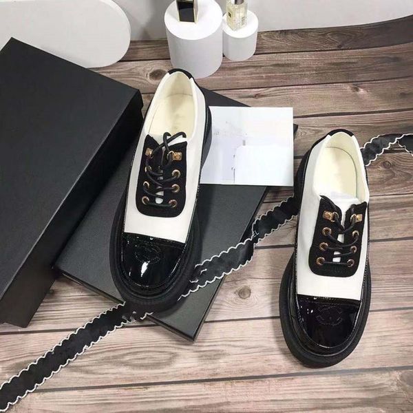 dress shoes 2021 autumn/winter thick-soled loafers lace-up black and white patchwork single for women
dress shoes 2021 autumn/winter thick-soled loafers lace-up black and white patchwork single for women