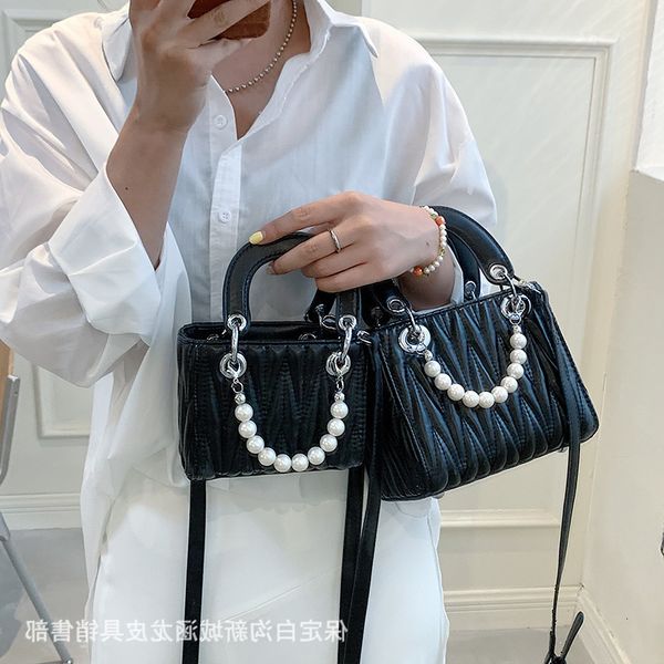 women's 2021 spring and summer new single shoulder messenger tide korean fashion princess bag pearl portable
women's 2021 spring and summer new single shoulder messenger tide korean fashion princess bag pearl portable