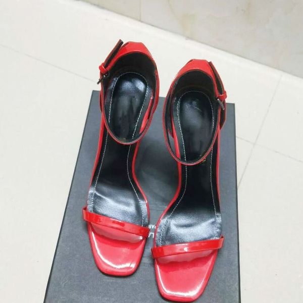 2021 shoes fashion ladies heels exquisite and comfortable strap women letters high heel short boots leather material11, Black
2021 shoes fashion ladies heels exquisite and comfortable strap women letters high heel short boots leather material11, Black